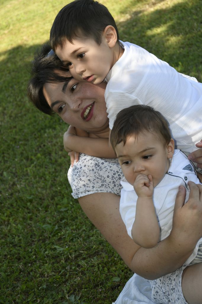 foto ritratto con mamma e figli